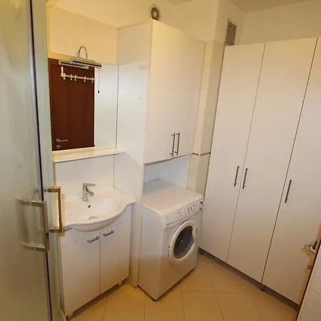 Apartment In Pula/Istrien 11082