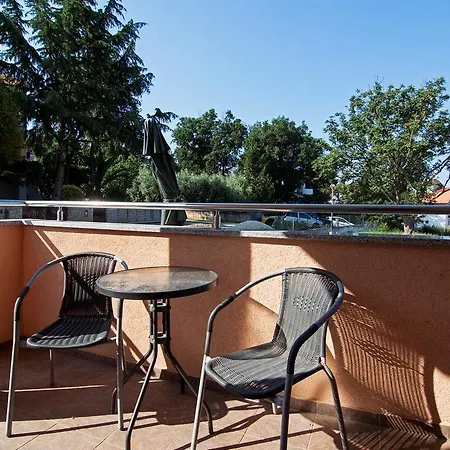 Apartment In Pula/Istrien 11082