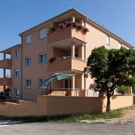 Apartment Apartment In Pula/Istrien 11082 Veruda